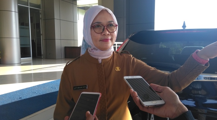 Kepala Dinas Pemberdayaan Perempuan, Perlindungan Anak, Kependudukan dan Keluarga Berencana (DP3AKKB) Banten, Siti Ma'ani Nina.(Den)